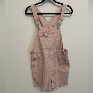Tinsel town size medium light pink overall shorts